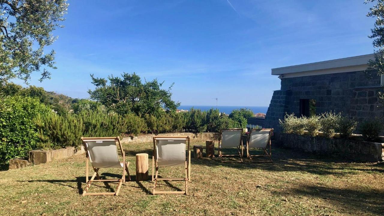 Nostos Casale Bed & Breakfast SantʼAgata sui Due Golfi Eksteriør bilde